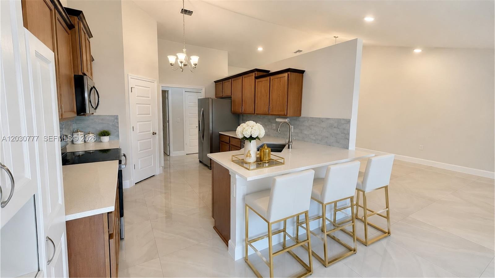 372 Rockland Street — photo 10