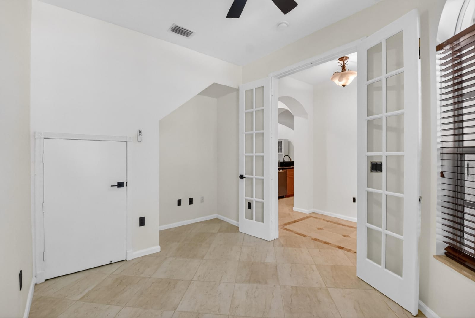 6421 Bella Circle 303, Boynton Beach, FL 33437 photo 16