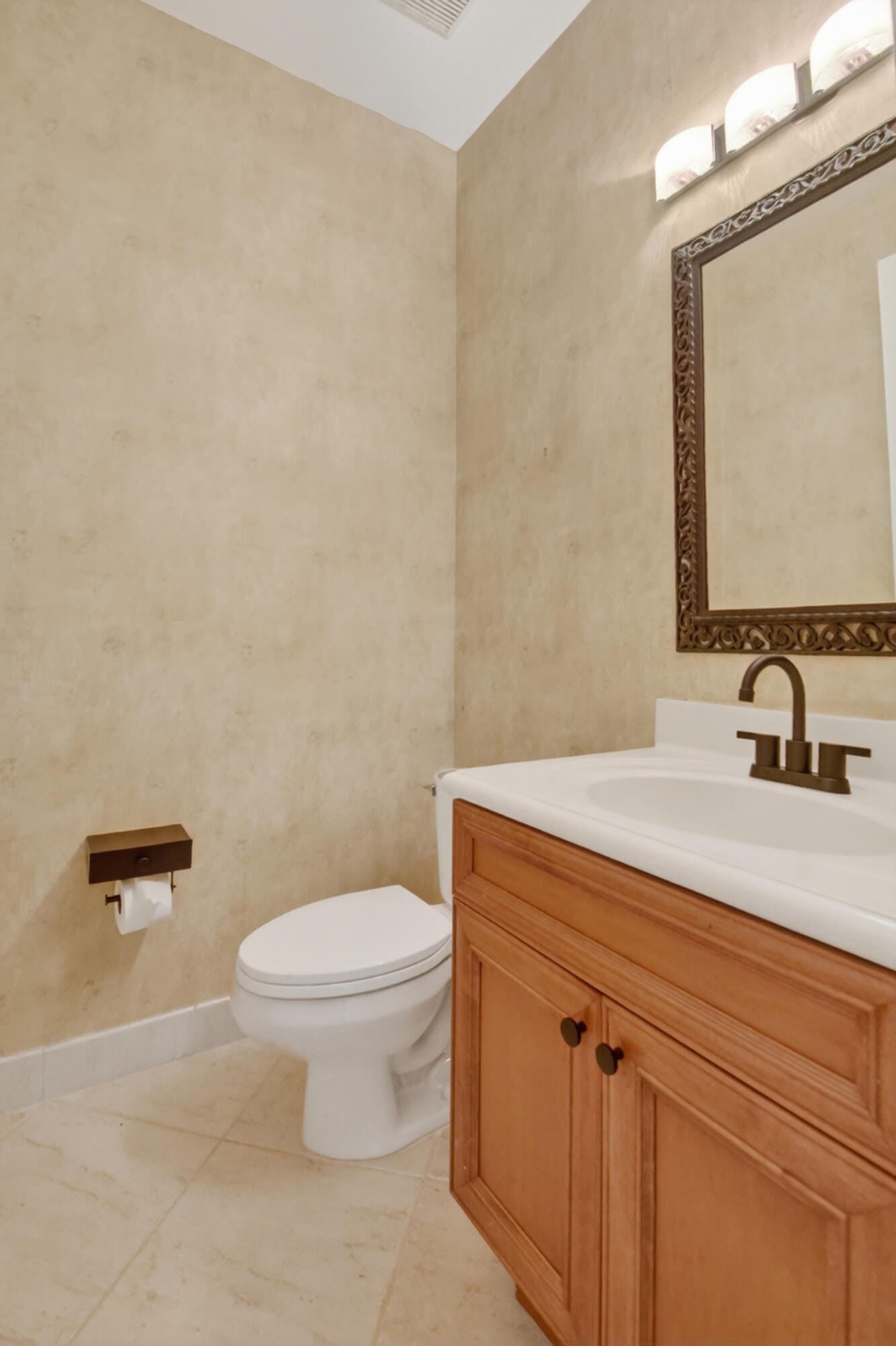 6421 Bella Circle 303, Boynton Beach, FL 33437 photo 17