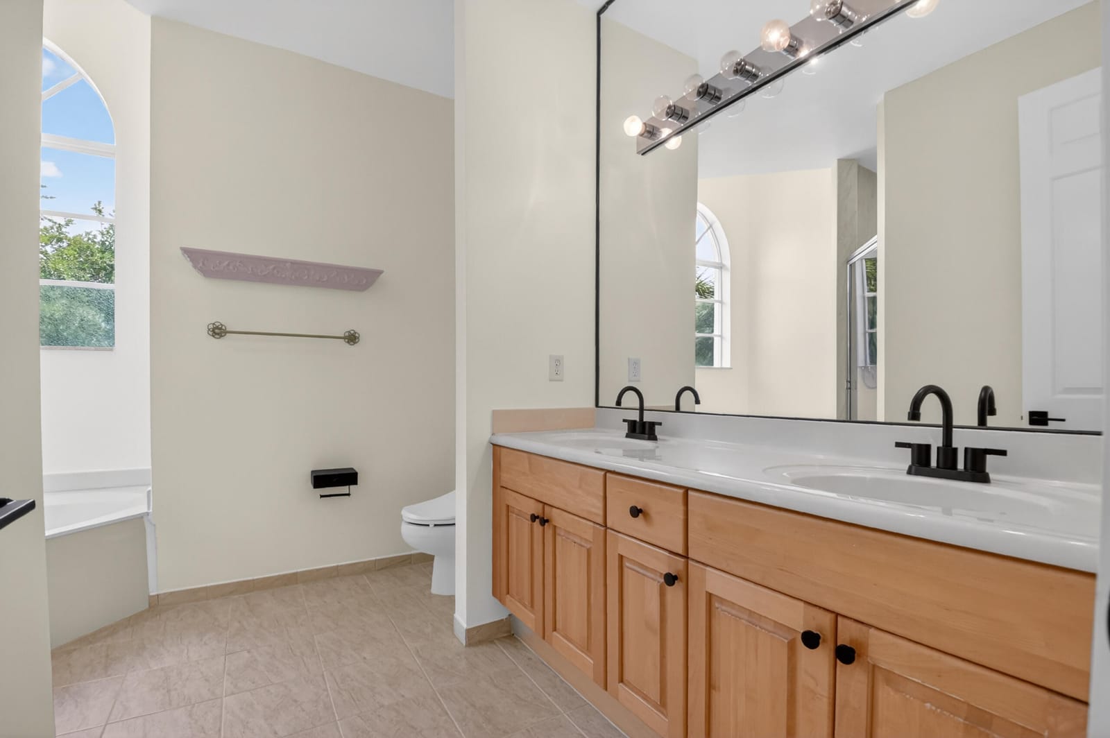 6421 Bella Circle 303, Boynton Beach, FL 33437 photo 23