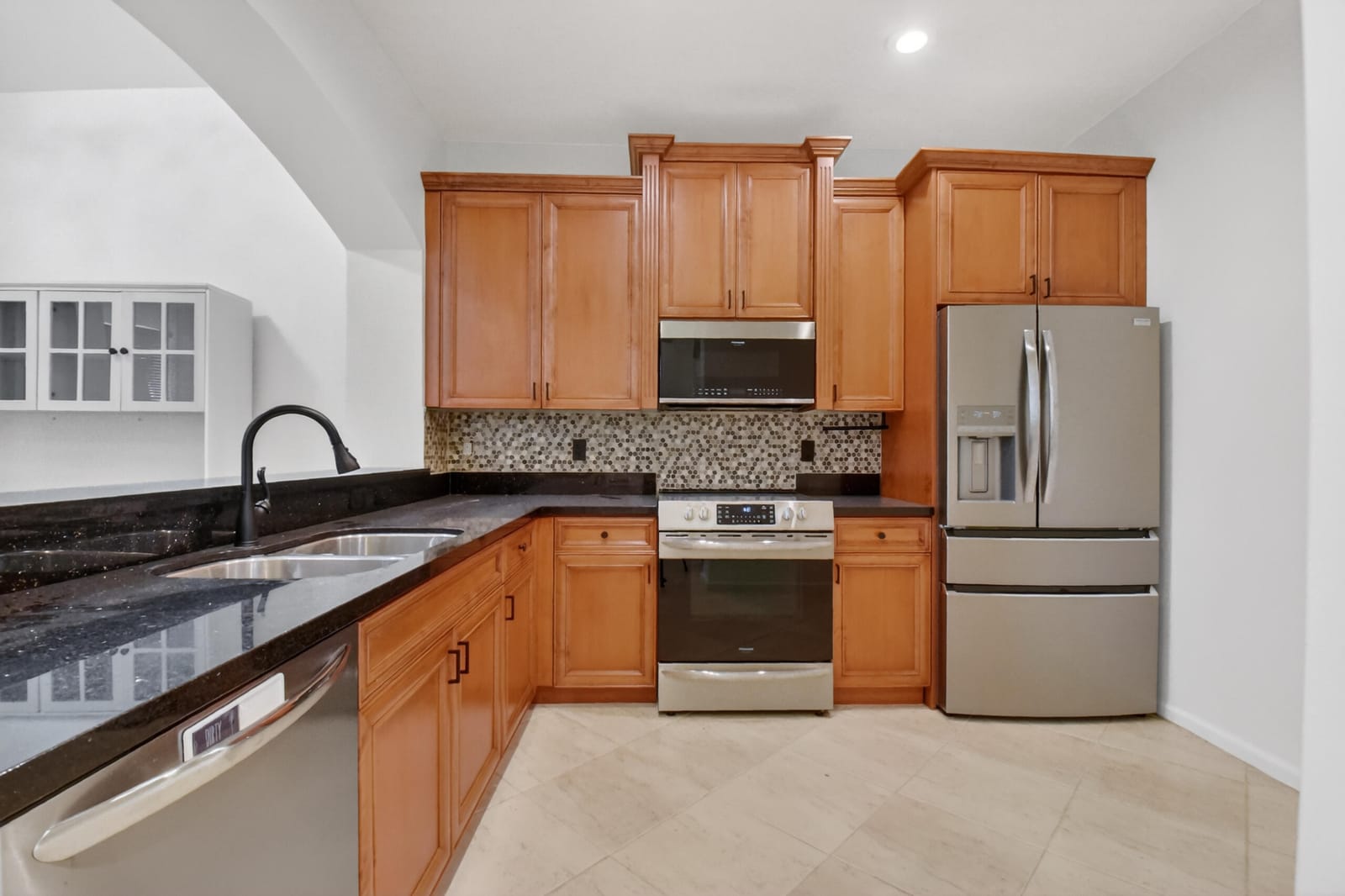 6421 Bella Circle 303 — photo 5