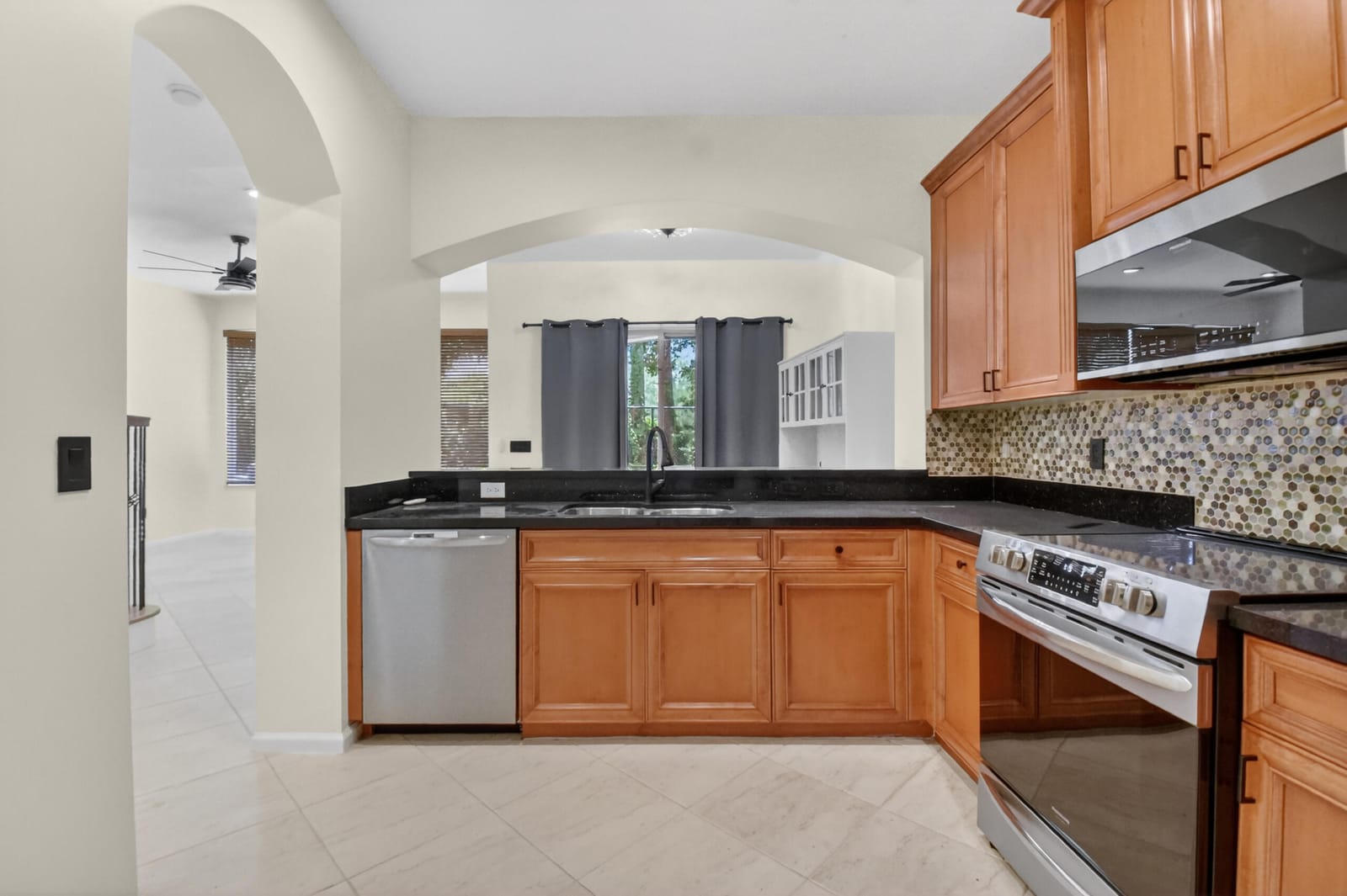 6421 Bella Circle 303 — photo 6