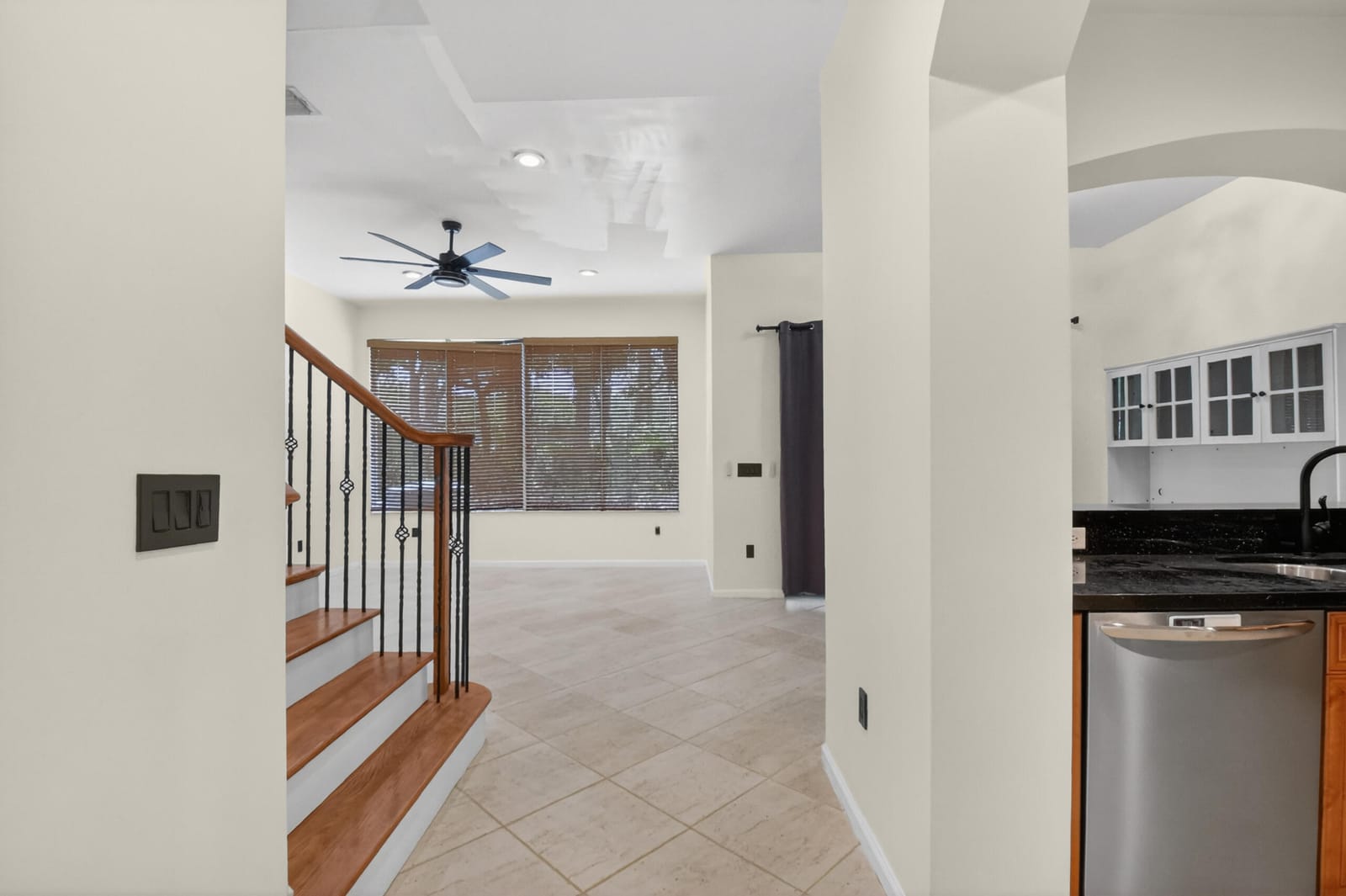 6421 Bella Circle 303 — photo 10