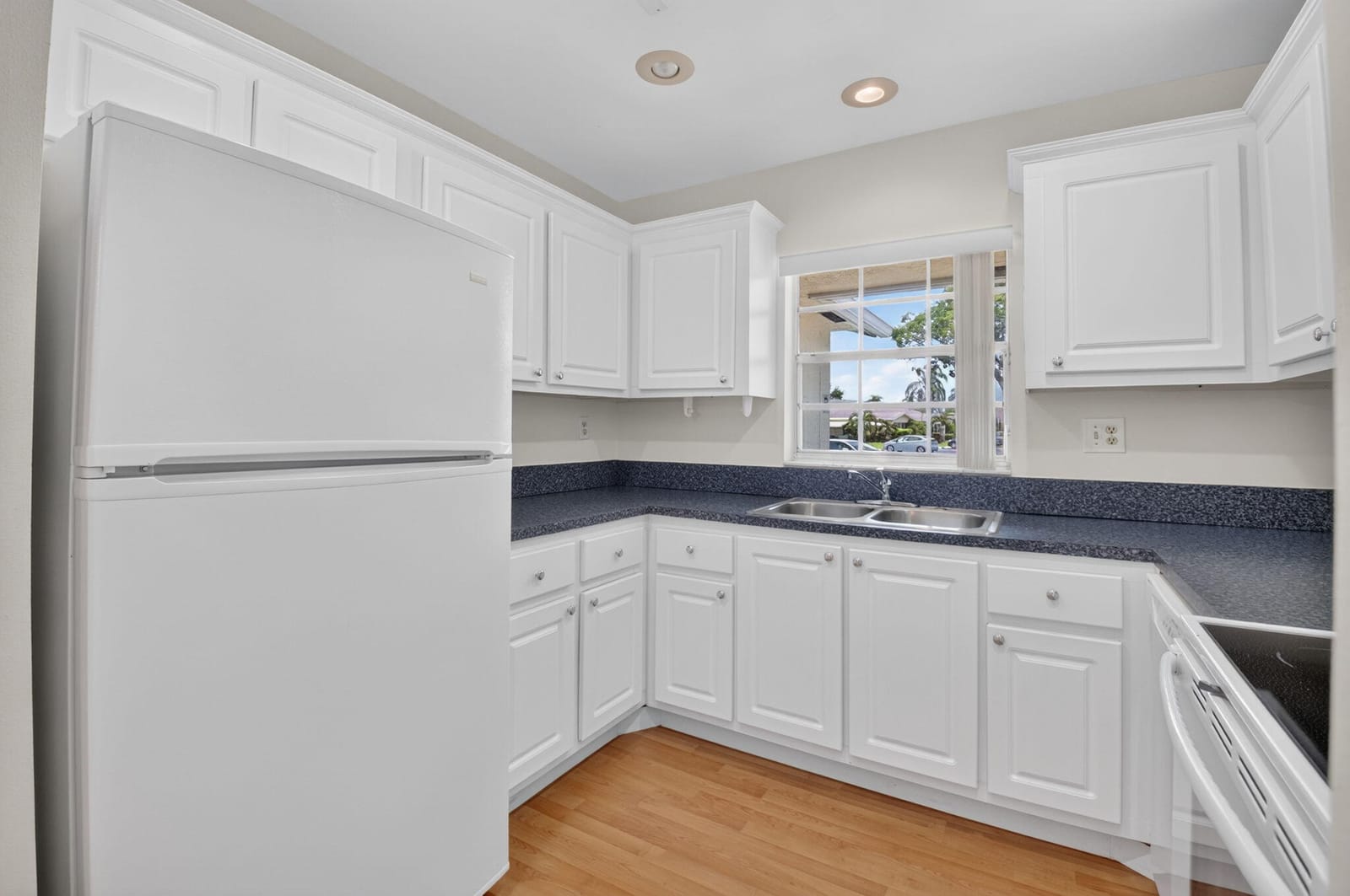 5114 Lakefront Boulevard — photo 5