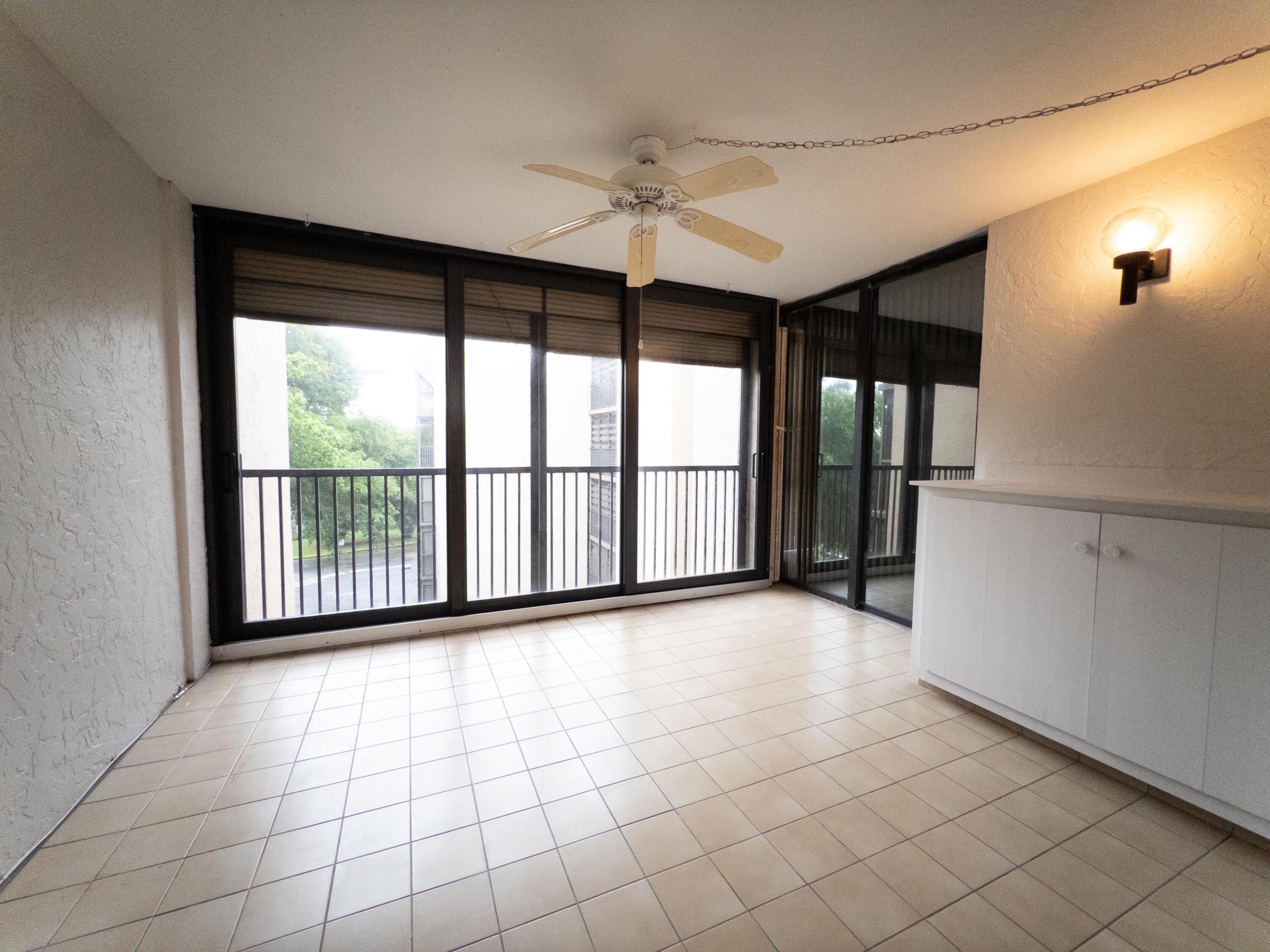 2800 N 46th A502, Hollywood, FL 33021, Hollywood