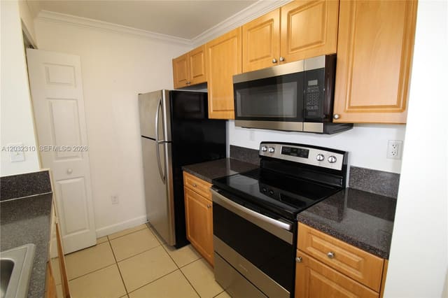 7125 NW 186th Street B501, Hialeah, FL 33015