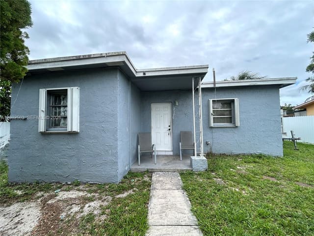 2370 NW 153rd Street, Miami Gardens, FL 33054