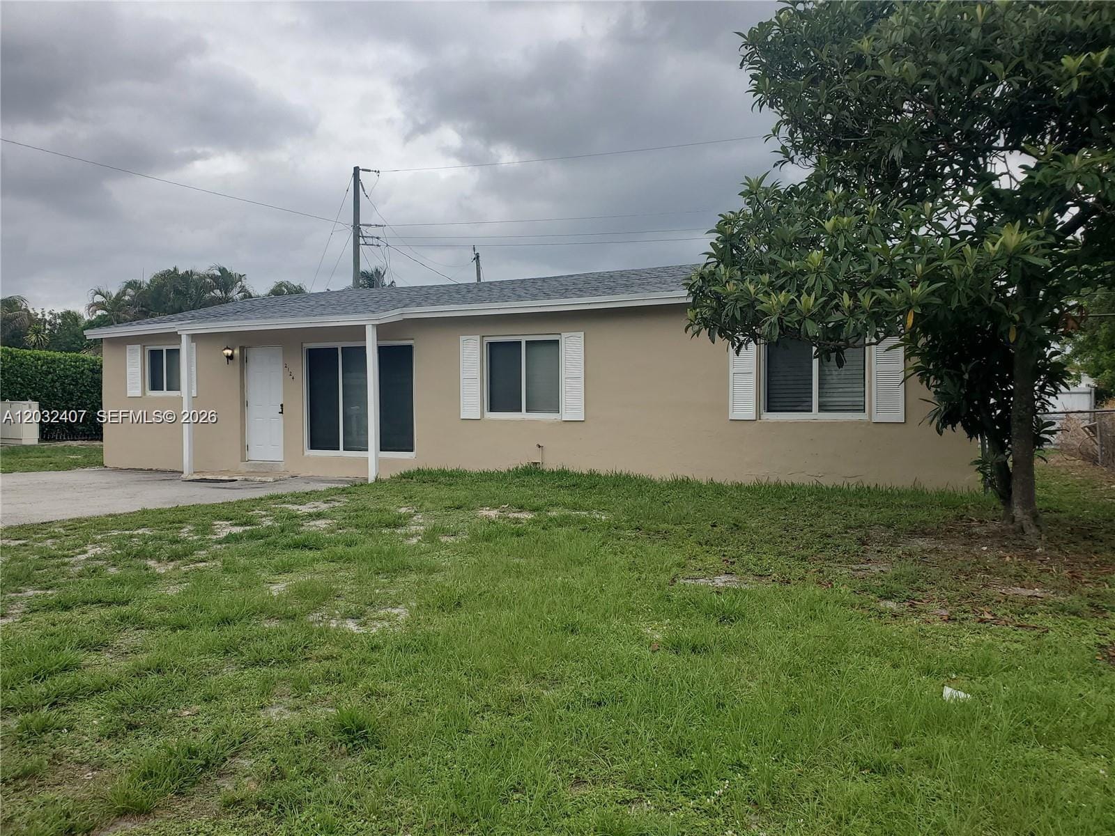 2124 SW 42nd Terrace, Fort Lauderdale, FL 33317 photo 2