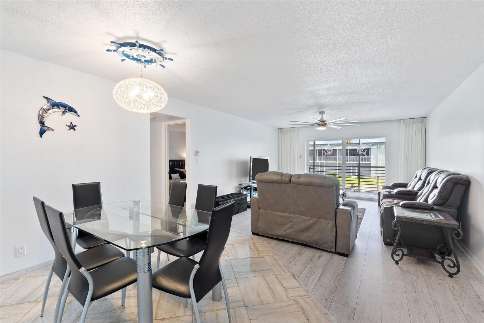117 Lehane Terrace 210 — photo 2