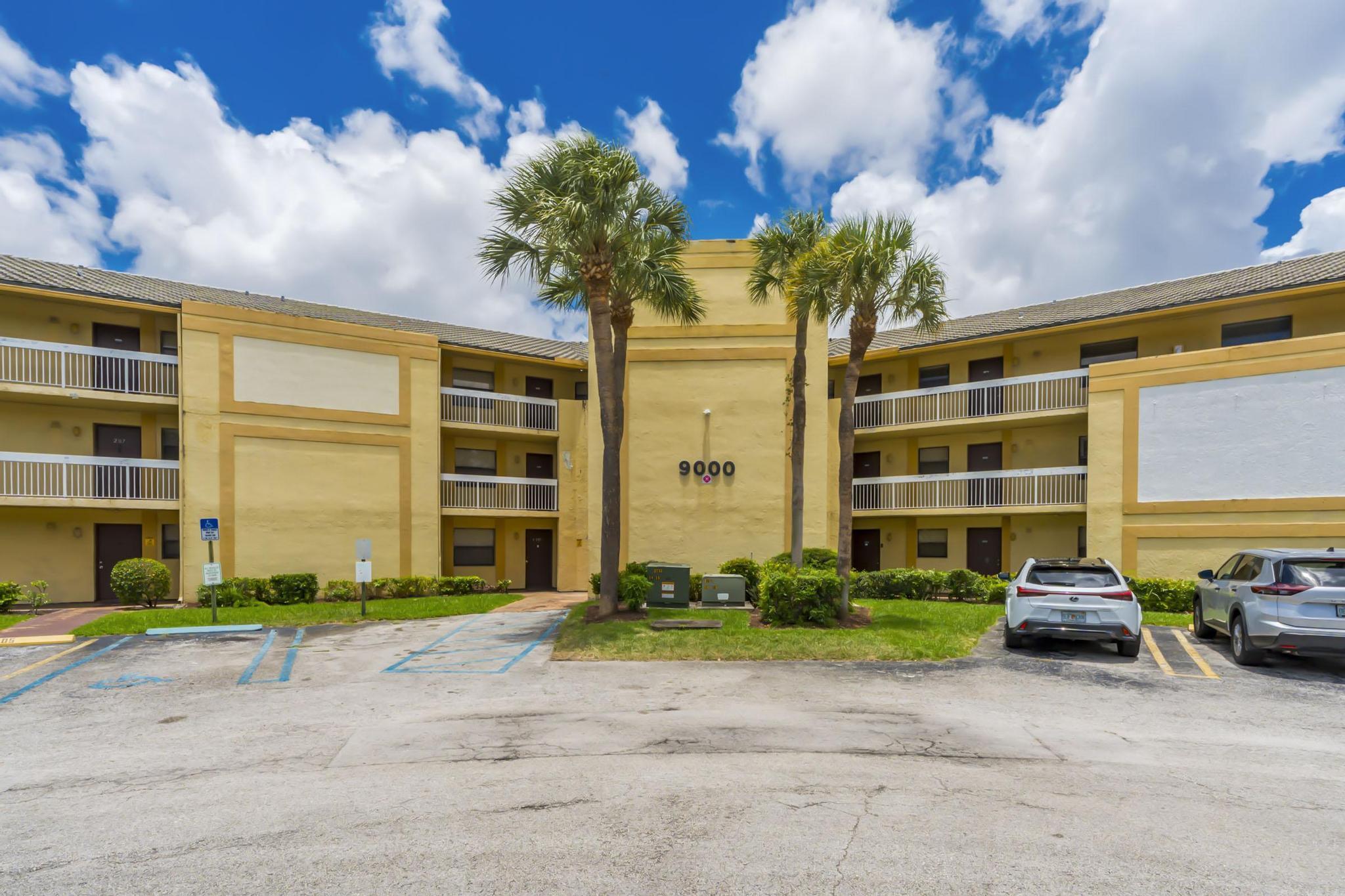 9000 NW 28th Drive 1-204, Coral Springs, FL 33065, Coral Springs