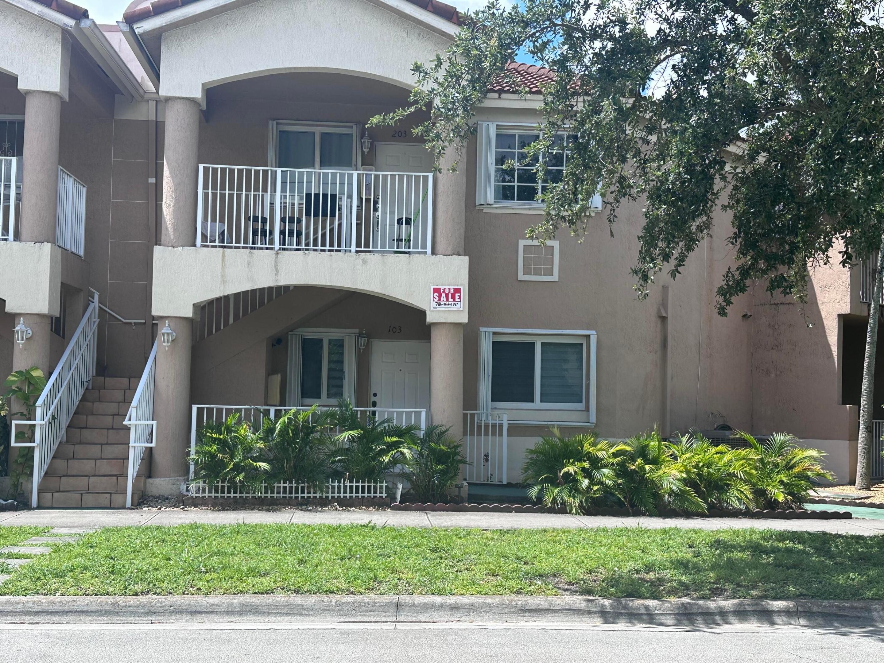 300 E 4th Street 103, Hialeah, FL 33010, Hialeah
