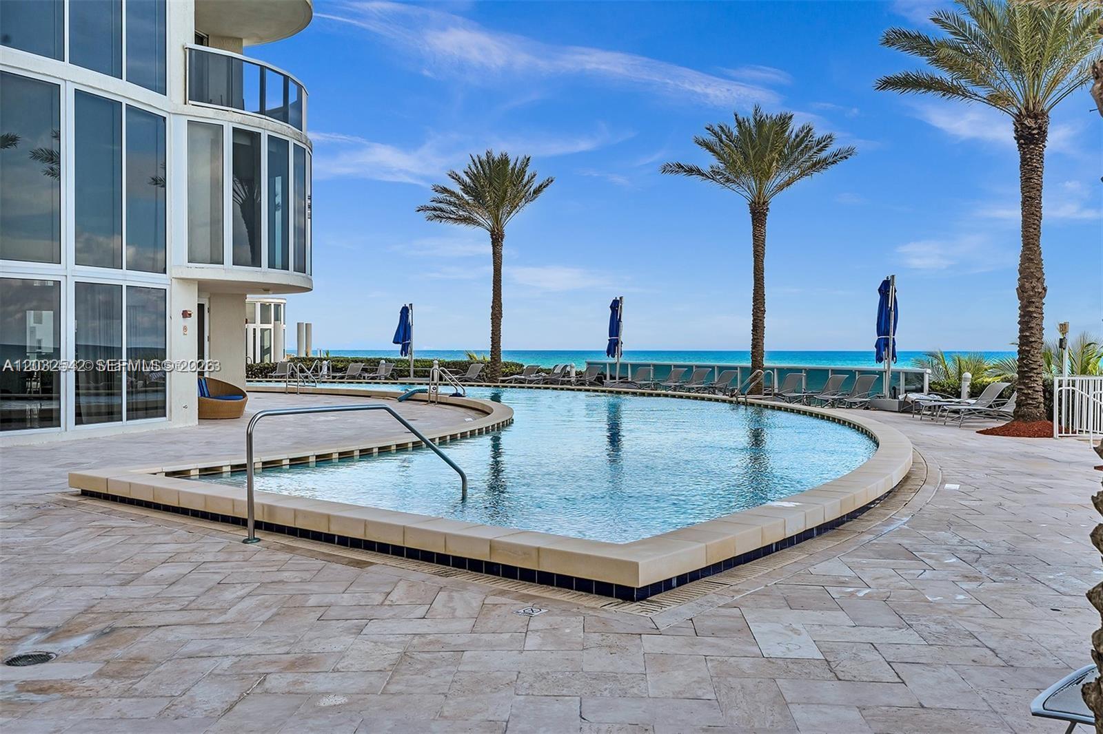 17201 Collins Ave# Den 1203 1203, Sunny Isles Beach, FL 33160, Sunny Isles Beach