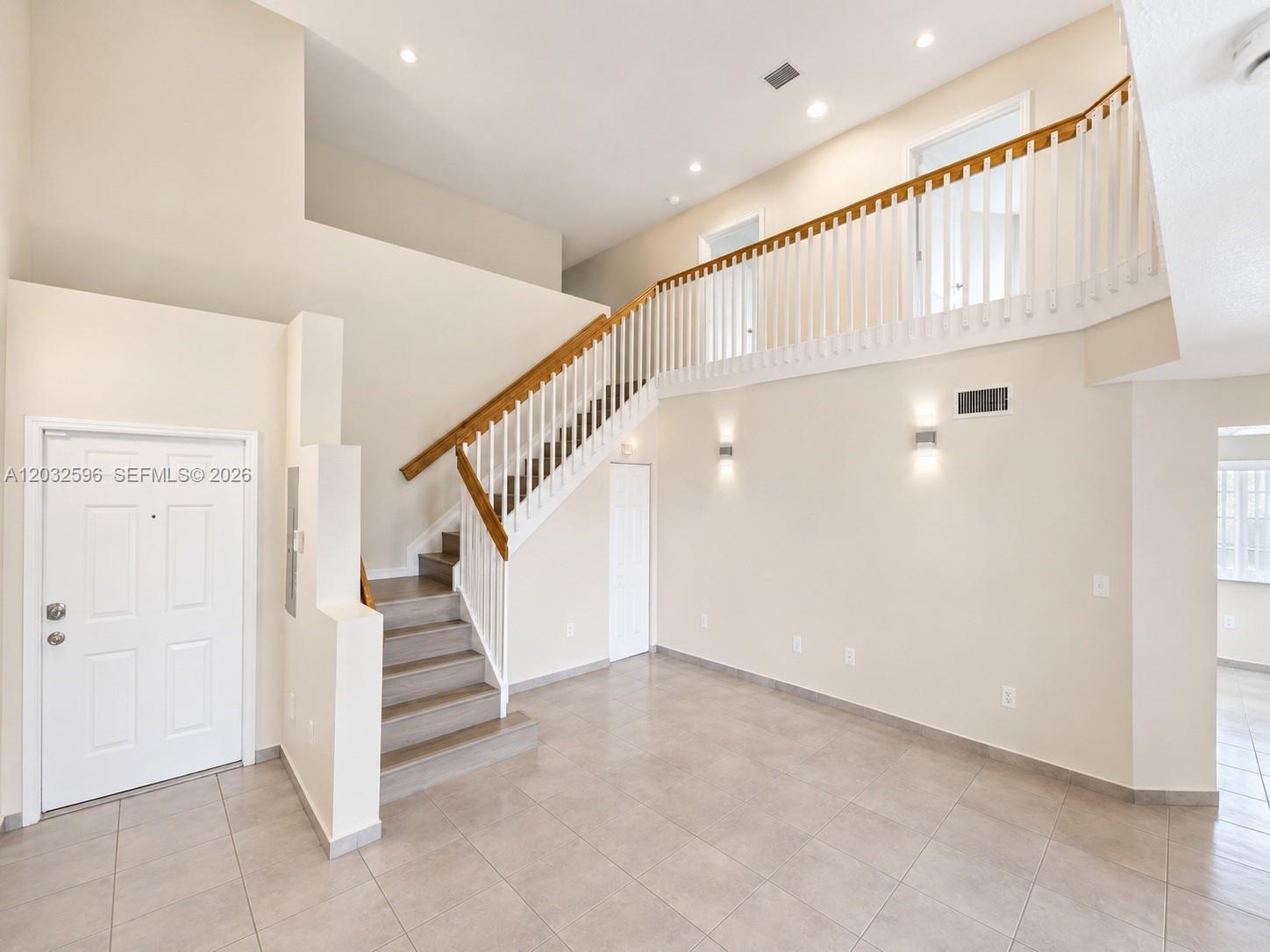17455 NW 75th Place 202, Hialeah, FL 33015, Hialeah