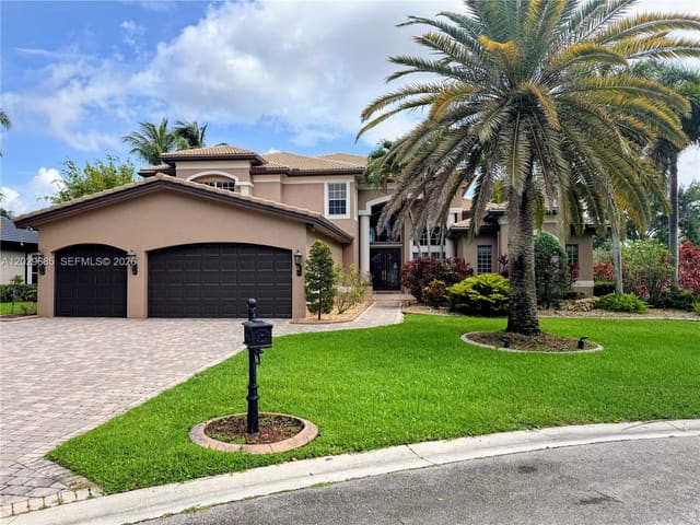 10445 Canterbury Court, Davie, FL 33328