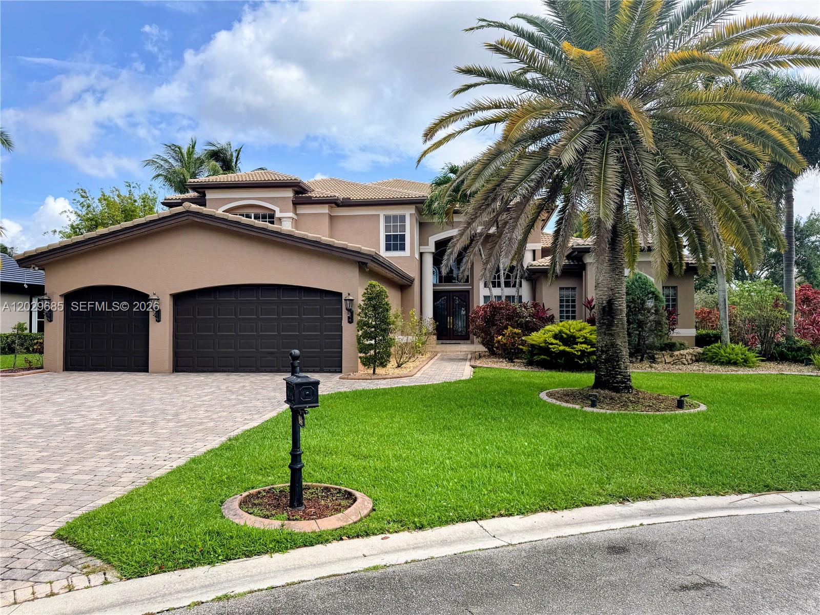 10445 Canterbury Court, Davie, FL 33328, Davie