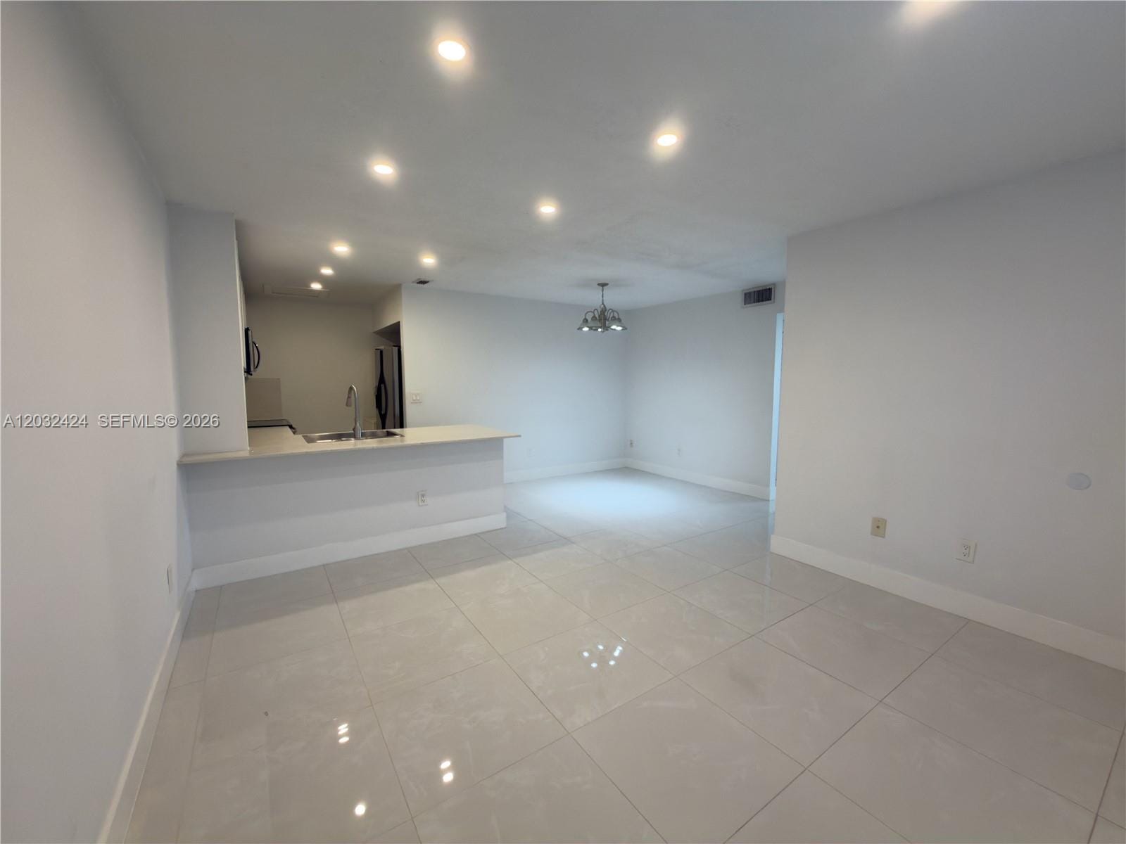 2500 W 67th Place 21-26, Hialeah, FL 33016 photo 5