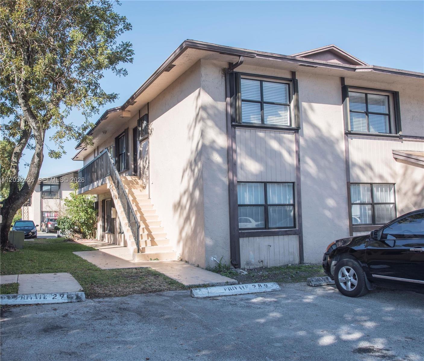 2500 W 67th Place 2126, Hialeah, FL 33016, Hialeah