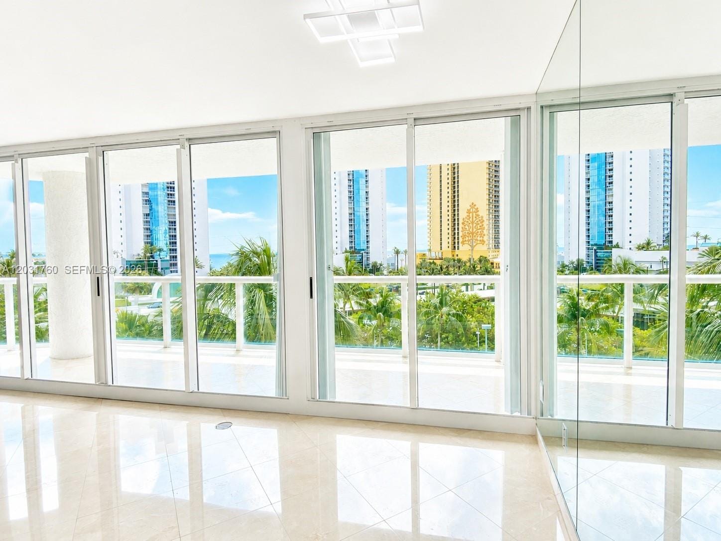 16400 Collins Avenue .0542 — photo 3