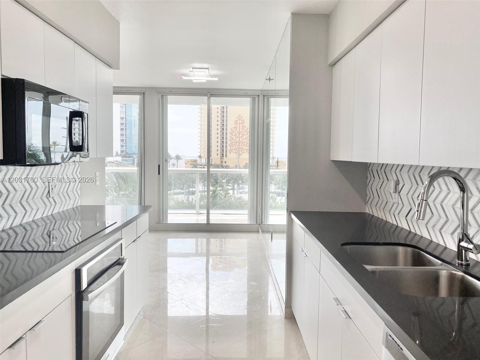 16400 Collins Avenue .0542 — photo 7