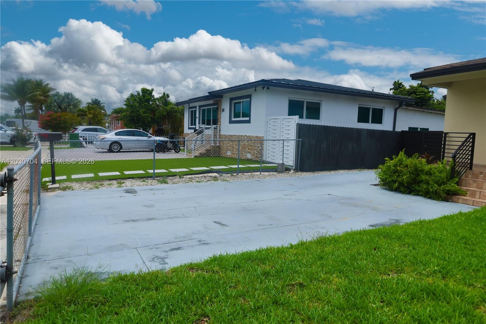 161 E 36th Street, Hialeah, FL 33013 photo 2
