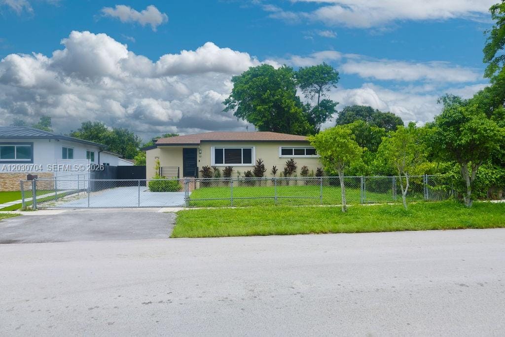 161 E 36th Street, Hialeah, FL 33013 photo 5