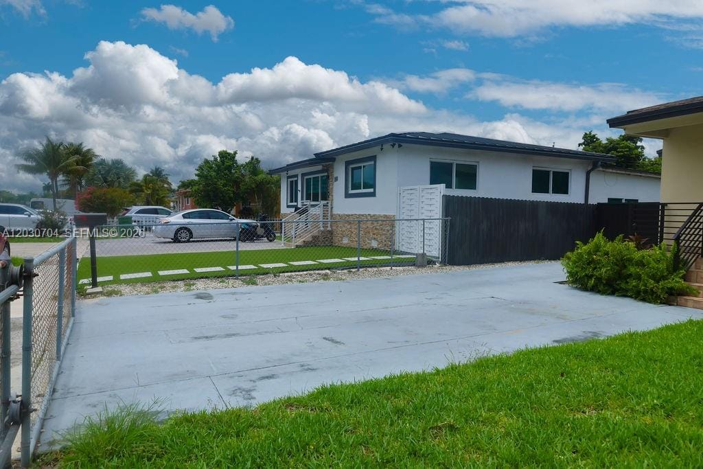 161 E 36th Street, Hialeah, FL 33013 photo 9