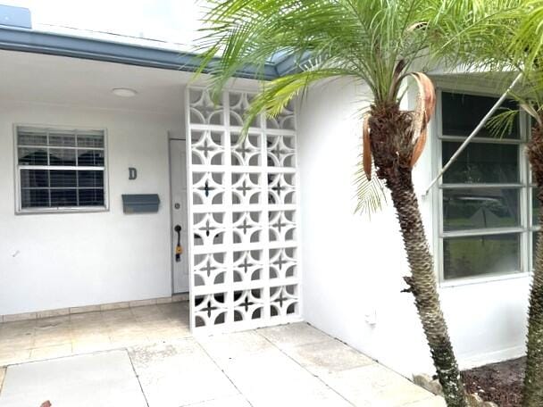 1152 Circle Drive D, Delray Beach, FL 33445 photo 2
