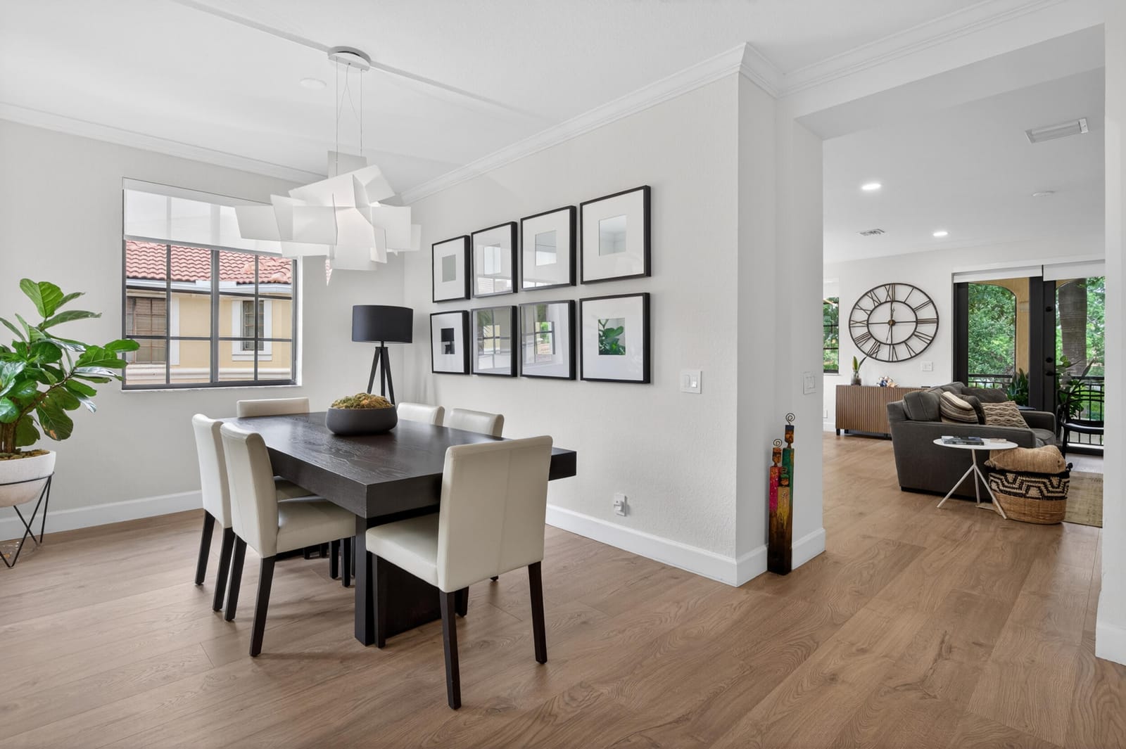 1687 Passion Vine Circle 1687 — photo 11
