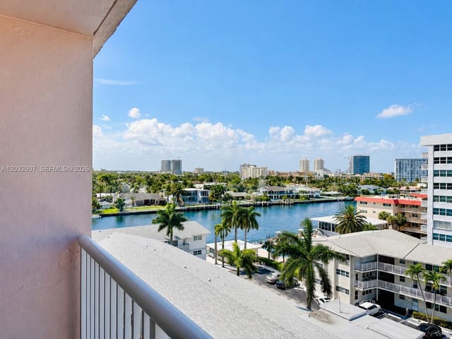 3161 S Ocean Drive 803, Hallandale Beach, FL 33009