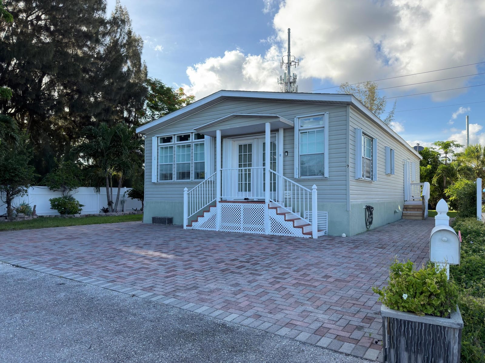 4311 Okeechobee Boulevard 95, West Palm Beach, FL 33409 photo 2