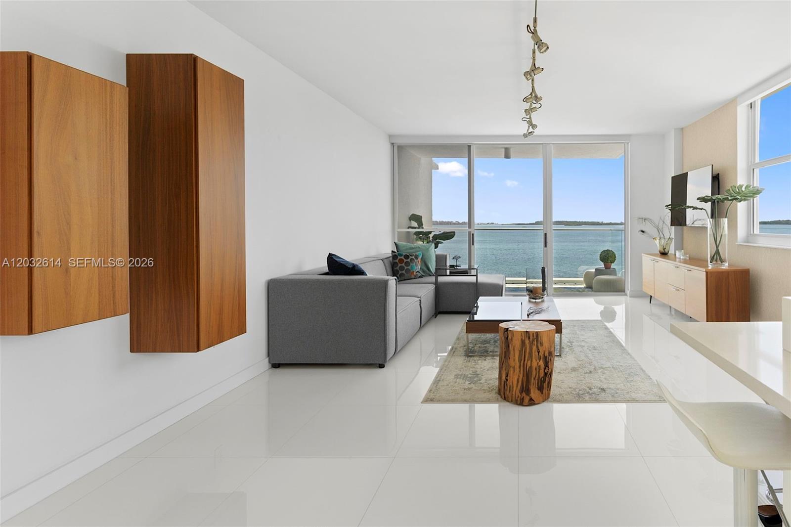 800 Claughton Island Drive 505, Miami, FL 33131, Miami
