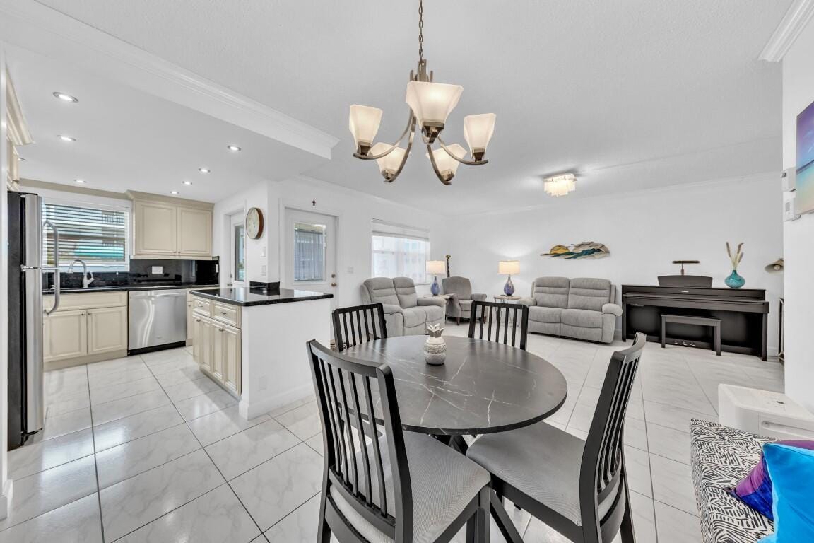 580 Egret Drive 121, Hallandale Beach, FL 33009 photo 3