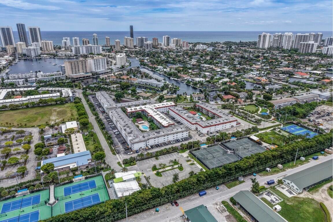 580 Egret Drive 121, Hallandale Beach, FL 33009 photo 28