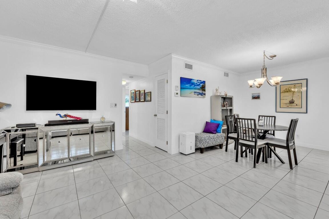 580 Egret Drive 121, Hallandale Beach, FL 33009 photo 4