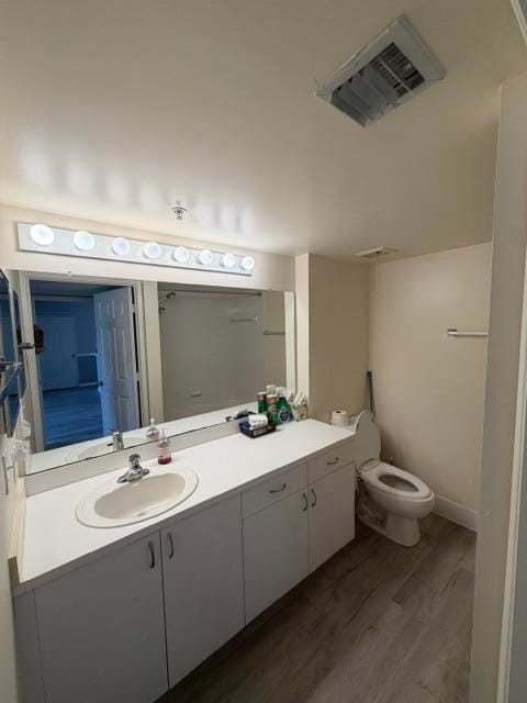1590 S 42nd Circle S 308, Vero Beach, FL 32967 photo 14