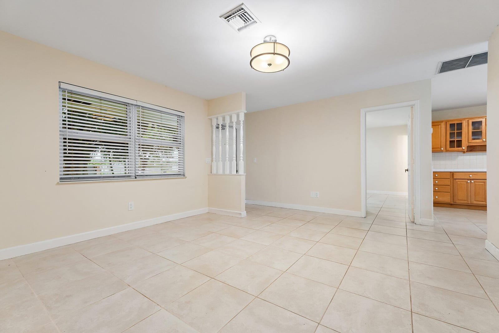 678 Riverside Drive — photo 11