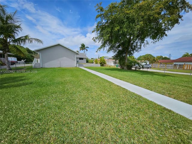 4149 SW 52nd Street 1, Dania Beach, FL 33314