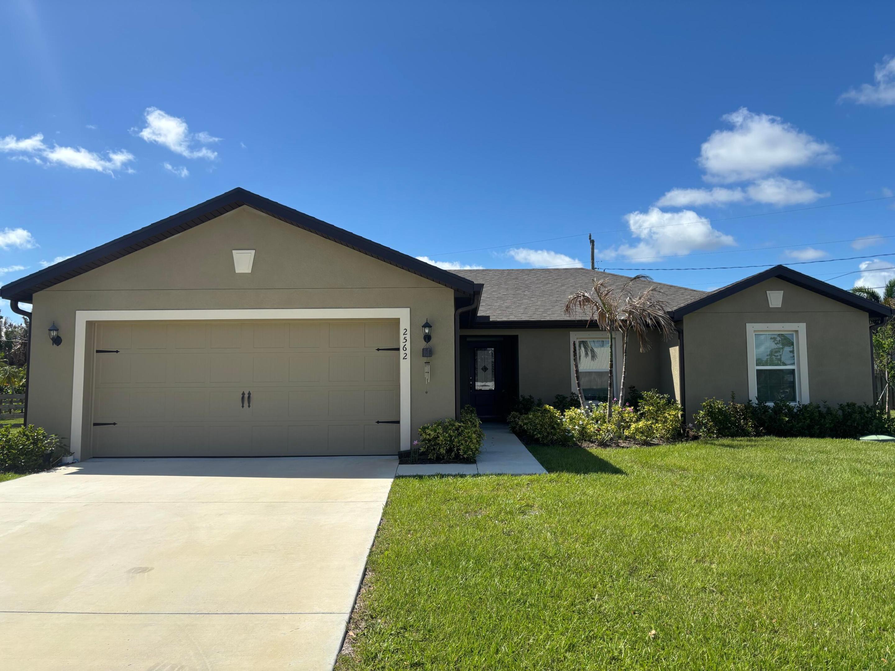 2562 SE Kaycee Court, Port St. Lucie, FL 34952, Port St Lucie