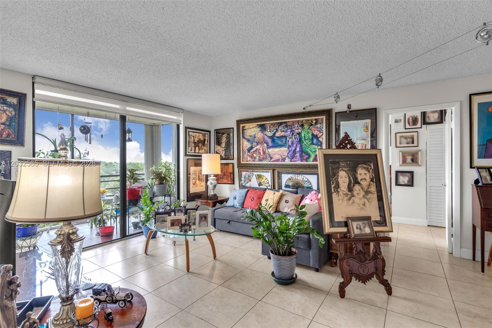 1400 Saint Charles Place 623, Pembroke Pines, FL 33026 photo 2