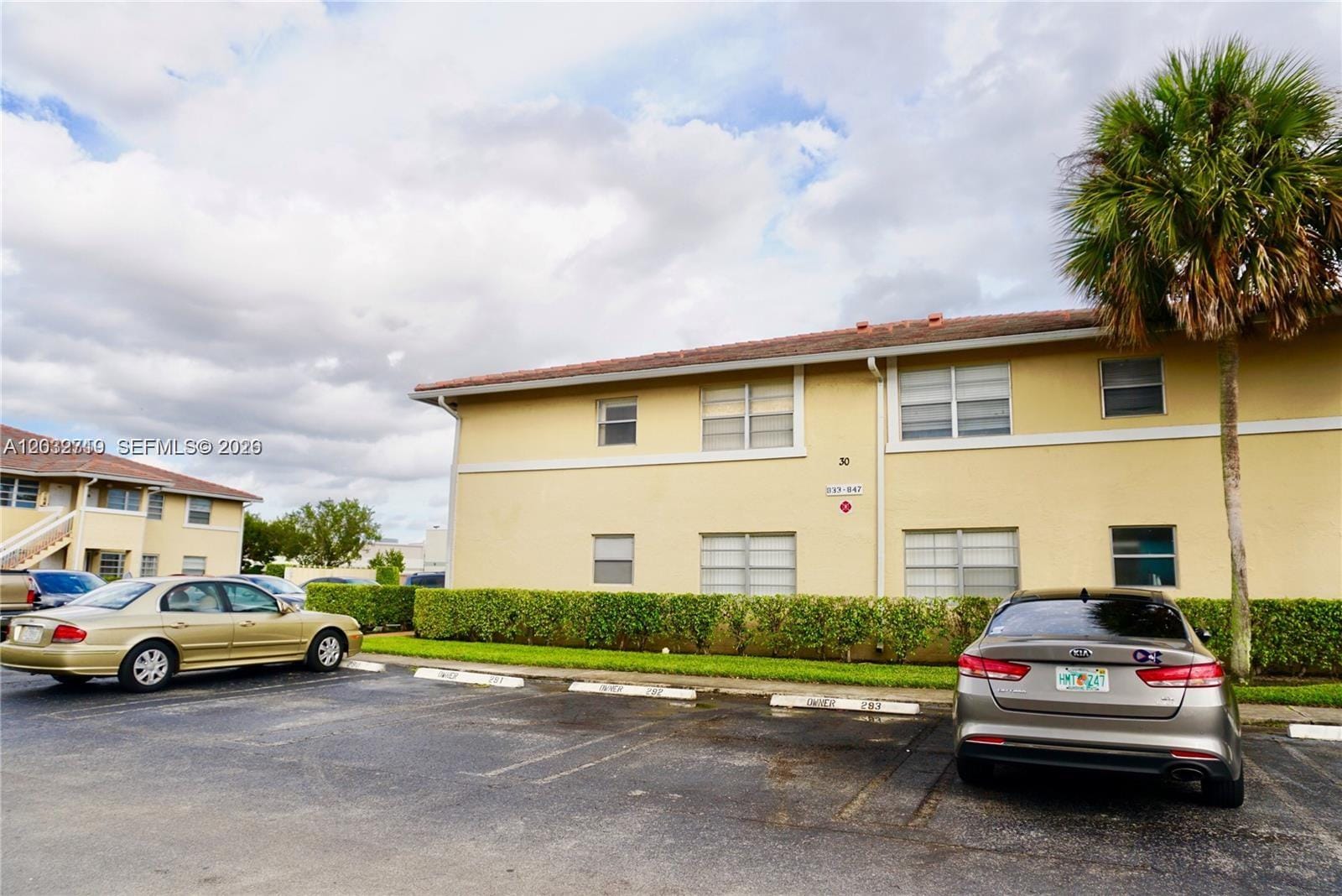 841 Twin Lakes Drive 30-A — photo 4