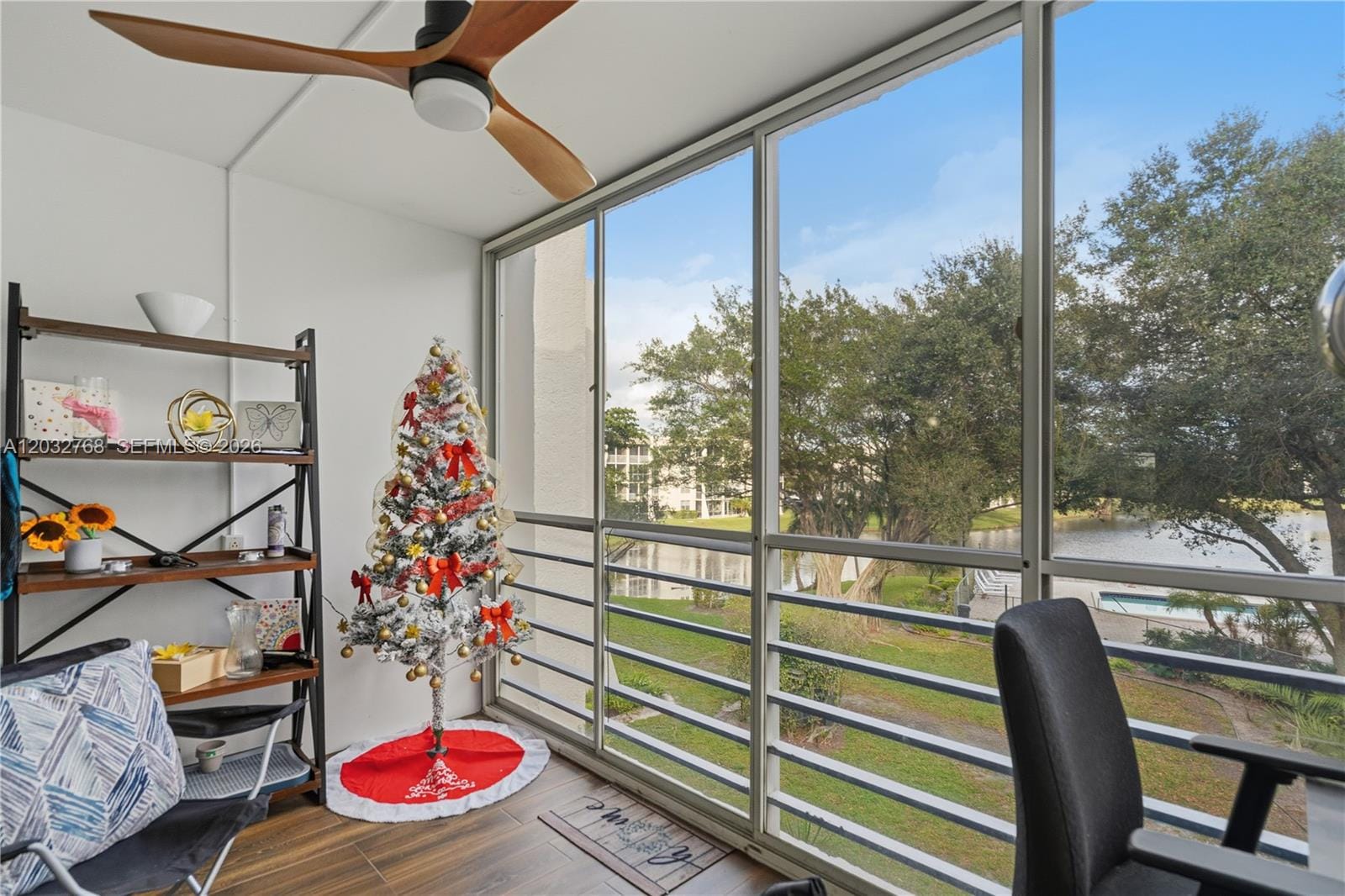 9340 Lagoon Place 304 — photo 8