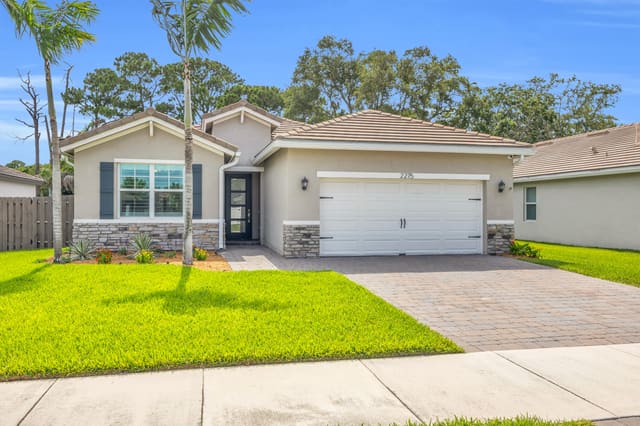 2275 SW Strawberry Terrace, sold in Berry Grove, Palm City, FL