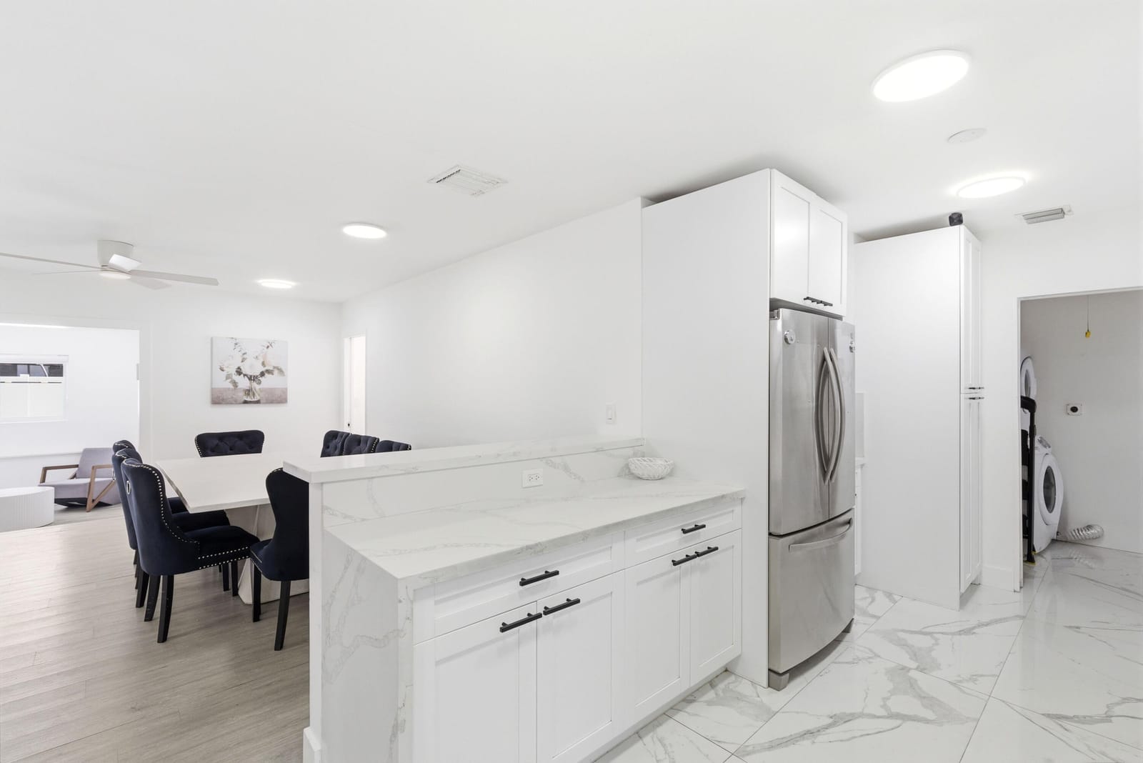 6444 Oak Street — photo 5