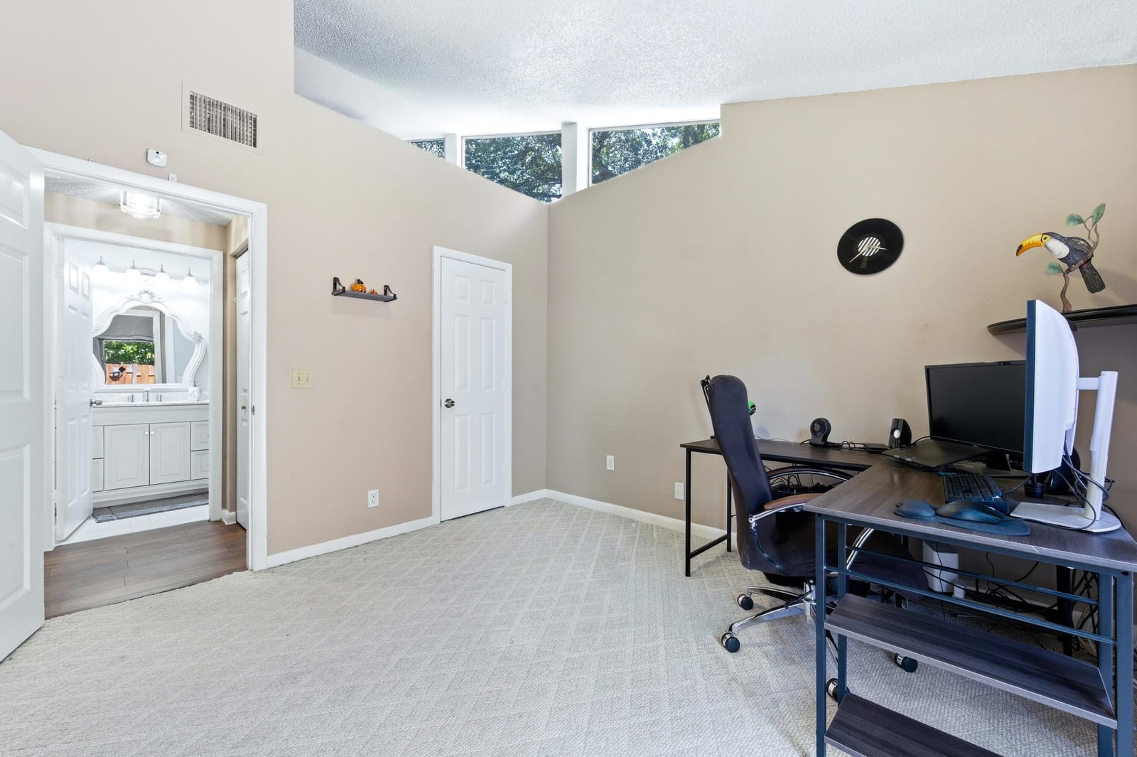 4353 Woodstock Drive B — photo 10