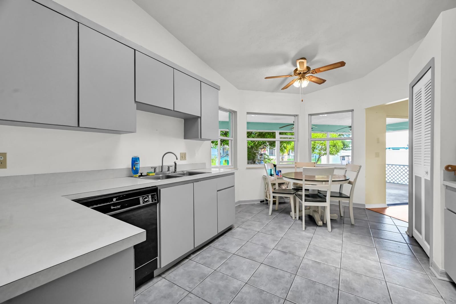 2265 SE Carnation Avenue — photo 6