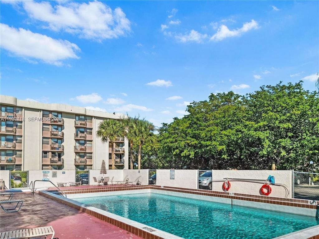 2701 Riverside Drive Apt 516 — photo 9