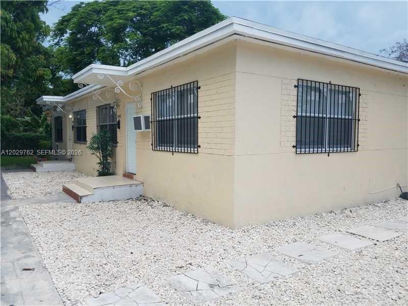 3240 NW 10th Avenue, Miami, FL 33127, Miami
