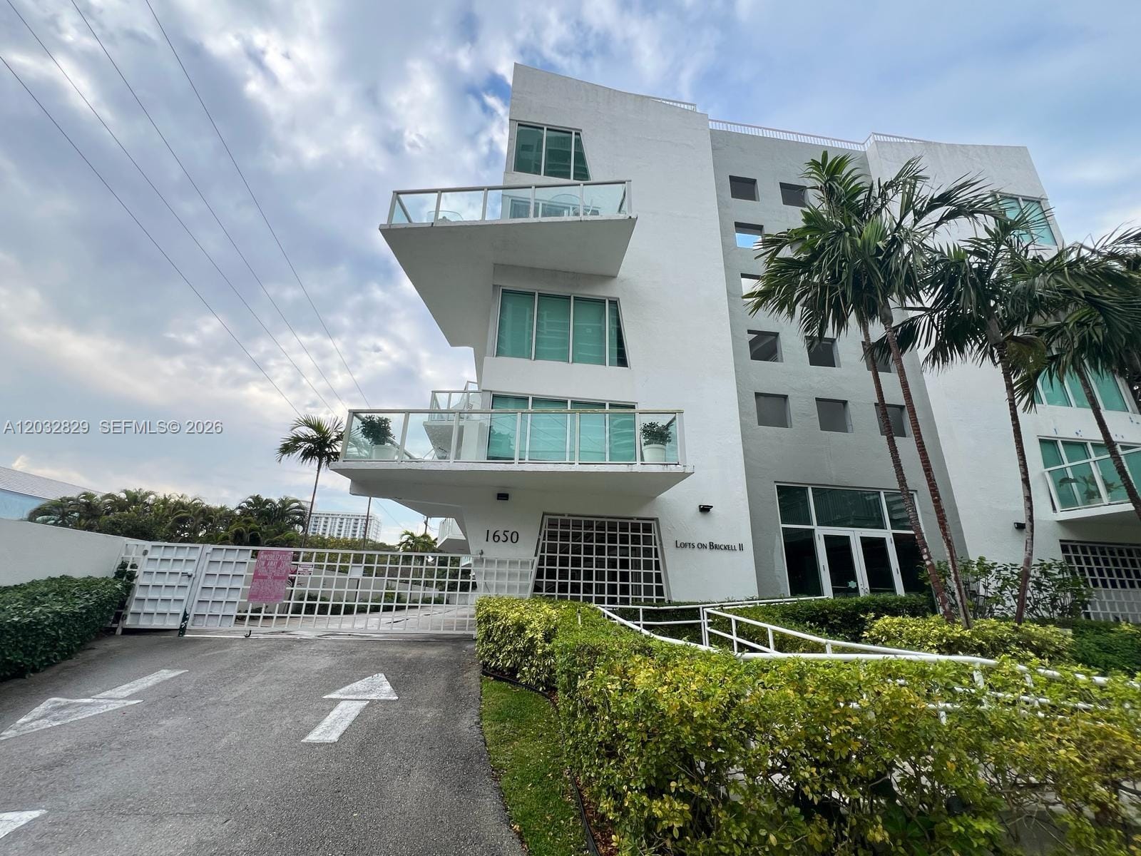 1650 Brickell Avenue 206 — photo 2