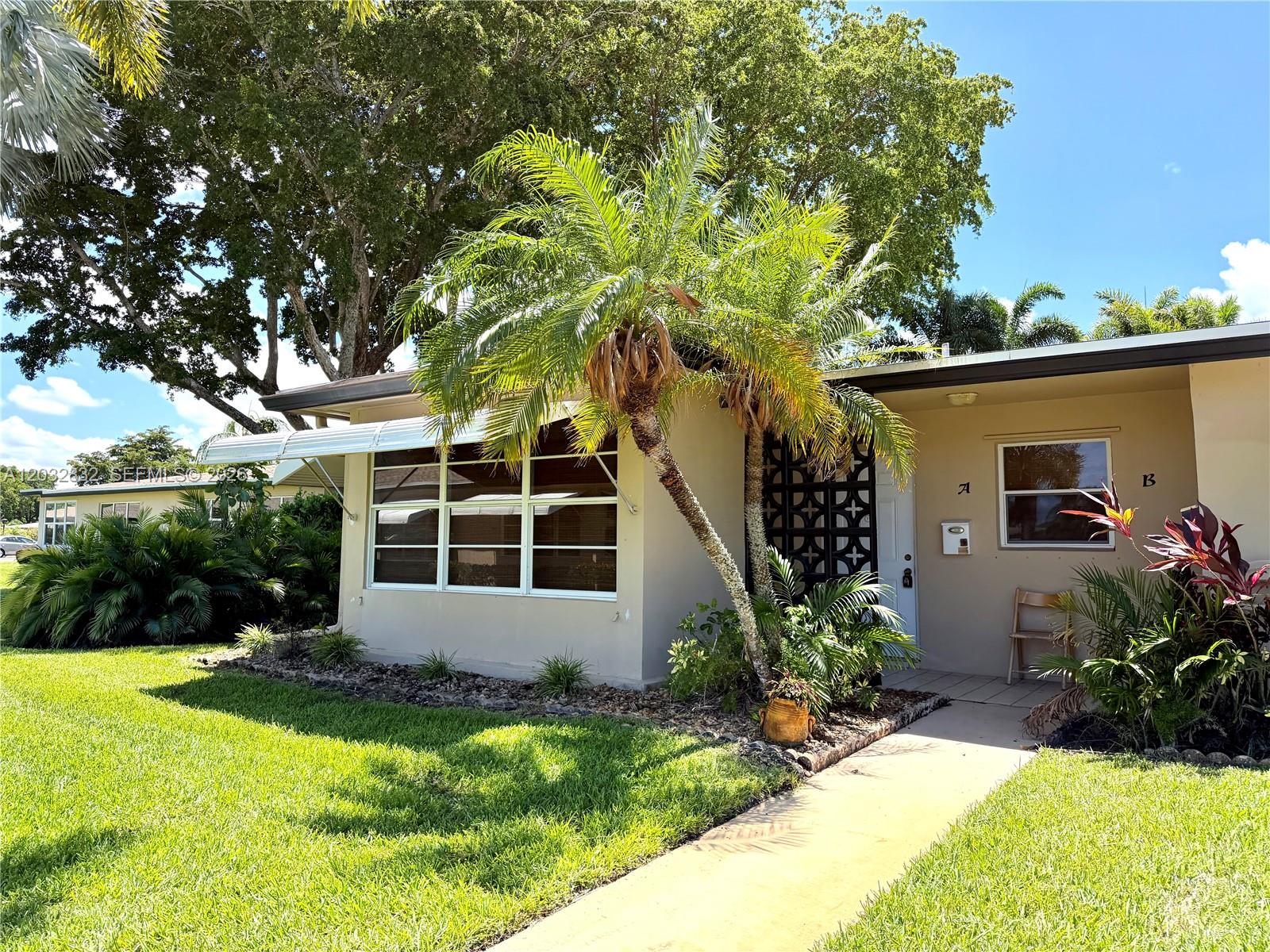 1042 N Dr A A, Delray Beach, FL 33445, Delray Beach