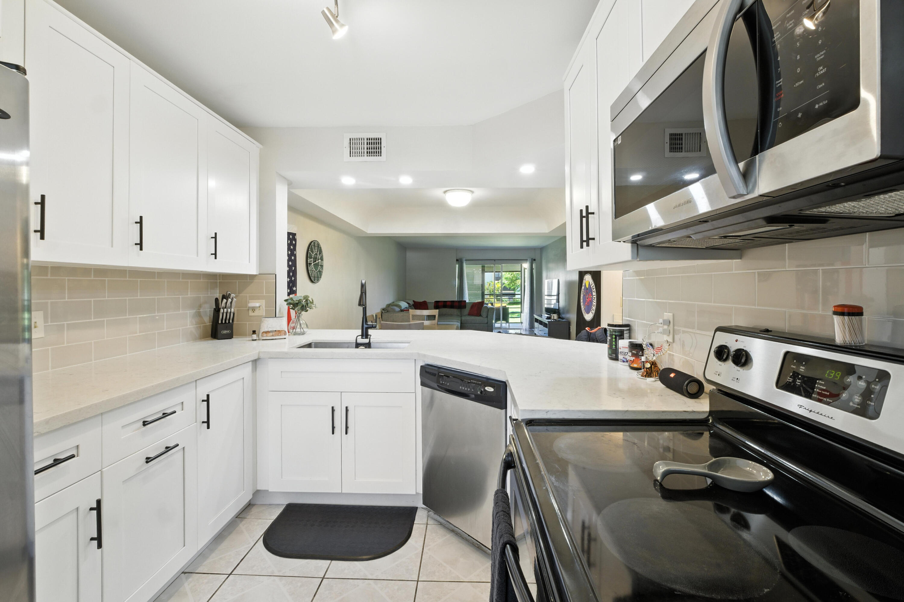 23380 Carolwood Lane 202, Boca Raton, FL 33428, Boca Raton